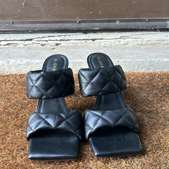 Alohas Conner Sandals Sz 38 in Excellent Pre-Owned Condition Vacation Fall Party - Picture 3 of 10